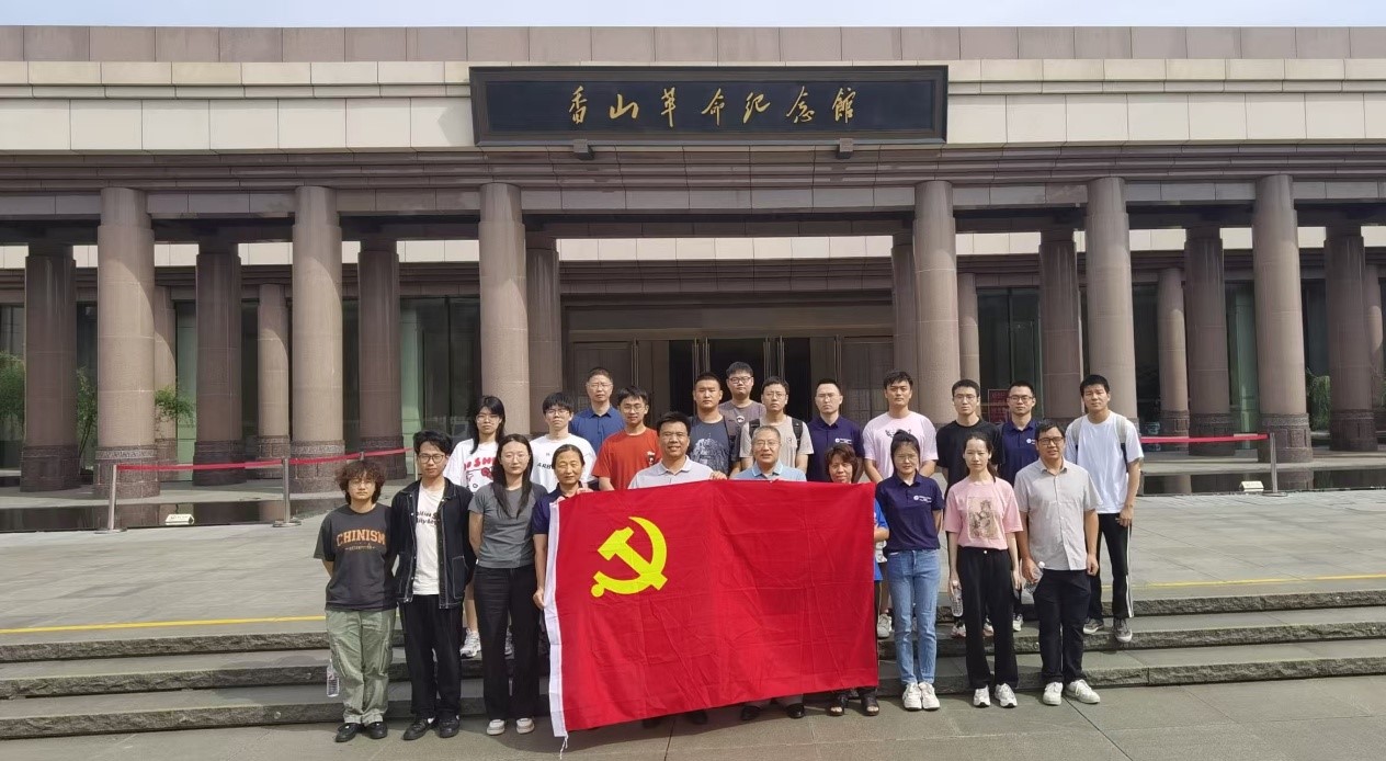 先进1.jpg